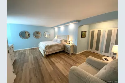 27110 Grand Central Parkway #25A, Floral Park, NY 11005 - Photo 21