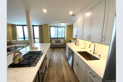 27110 Grand Central Parkway #25A, Floral Park, NY 11005 - Photo 15