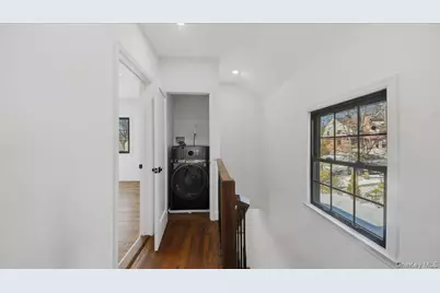 18 Lakeside Drive, New Rochelle, NY 10801 - Photo 19