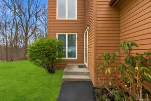 304 Beechwood Ln, Yorktown Heights, NY 10598 - Photo 3