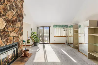 422 Panorama, Mohegan Lake, NY 10547 - Photo 5