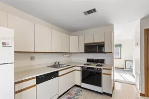 422 Panorama, Mohegan Lake, NY 10547 - Photo 9