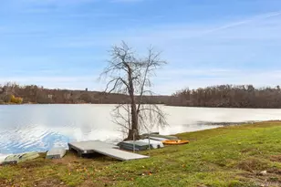 422 Panorama, Mohegan Lake, NY 10547 - Photo 33