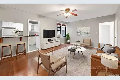 68-20 Burns Street #B2, Forest Hills, NY 11375 - Photo 5