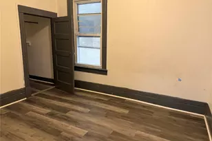 210 N Hamilton St, Poughkeepsie, NY 12601 - Photo 9