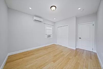 127-18 89th Avenue, Richmond Hill, NY 11418 - Photo 29