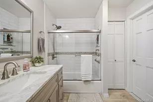 158 Spiral Rd, Holtsville, NY 11742 - Photo 17