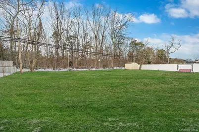 158 Spiral Road, Holtsville, NY 11742 - Photo 9