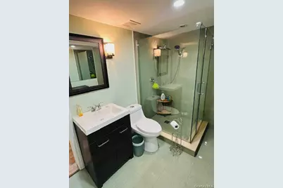 190 Schofield Street #2E, Bronx, NY 10464 - Photo 21