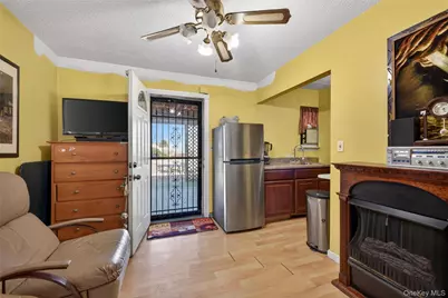 379 Washington Avenue, Roosevelt, NY 11575 - Photo 25