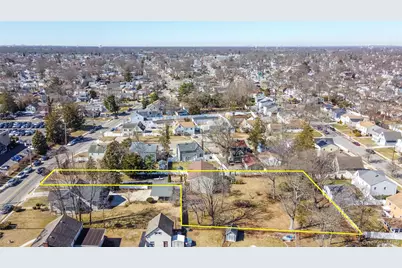 379 Washington Avenue, Roosevelt, NY 11575 - Photo 45