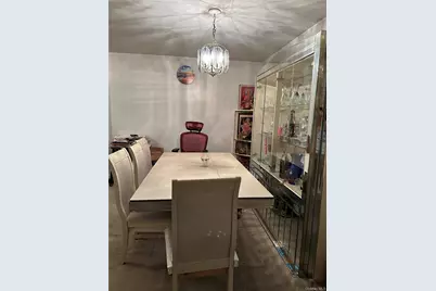 87-15 204th Street #B67, Hollis, NY 11423 - Photo 5