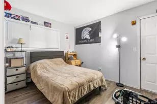 809 Canal St, Lindenhurst, NY 11757 - Photo 13