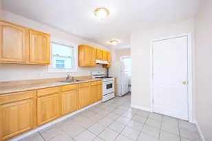 90-09 216th St, Queens Village, NY 11428 - Photo 23