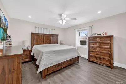 540 Tuckahoe Road #3B, Yonkers, NY 10710 - Photo 17