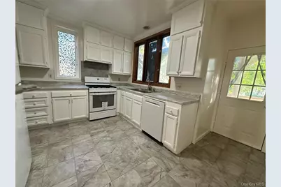 118 W Main Street #1, Middletown, NY 10940 - Photo 13