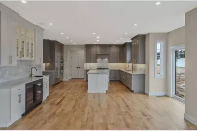 457 Pond Path, East Setauket, NY 11733 - Photo 7