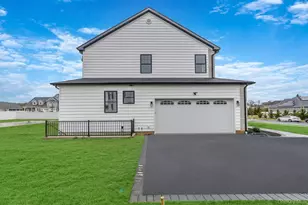 457 Pond Path, East Setauket, NY 11733 - Photo 37