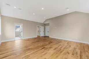 457 Pond Path, East Setauket, NY 11733 - Photo 19