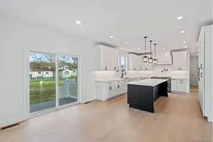 457 Pond Path, East Setauket, NY 11733 - Photo 7