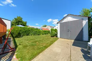 134-49 230th St, Springfield Gardens, NY 11413 - Photo 19
