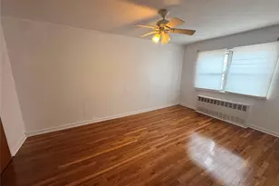 61-12 70th St, Middle Village, NY 11379 - Photo 5