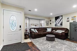 4 Raintree court, Deer Park, NY 11729 - Photo 11