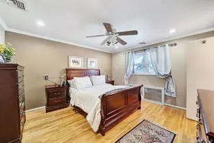 1 Stauber Dr, Plainview, NY 11803 - Photo 15