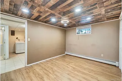 1 Stauber Drive, Plainview, NY 11803 - Photo 23