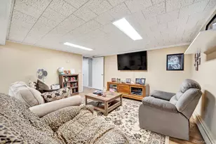 1 Stauber Dr, Plainview, NY 11803 - Photo 25