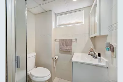 1 Stauber Drive, Plainview, NY 11803 - Photo 29