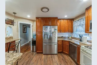 235-36 148th Avenue, Rosedale, NY 11422 - Photo 15