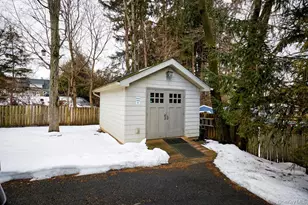 124 Braunsdorf Rd, Pearl River, NY 10965 - Photo 7