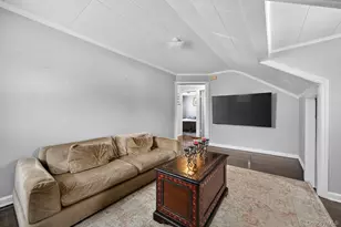 12 Altamore St, Melville, NY 11747 - Photo 11