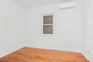 940 E 212th St, Bronx, NY 10469 - Photo 7