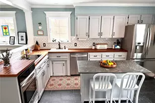 19 Walnut Dr, Shoreham, NY 11786 - Photo 13