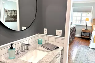 19 Walnut Dr, Shoreham, NY 11786 - Photo 31