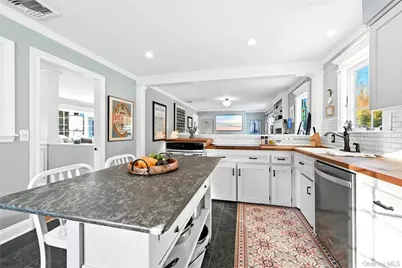 19 Walnut Drive, Shoreham, NY 11786 - Photo 25