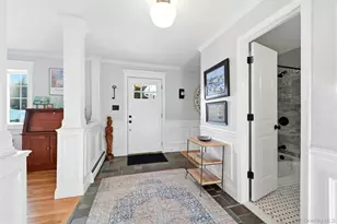 19 Walnut Dr, Shoreham, NY 11786 - Photo 7