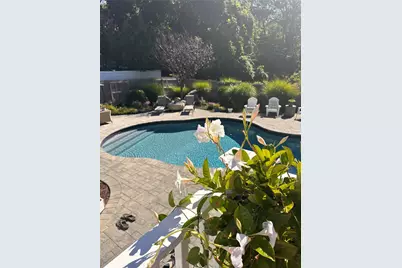 19 Walnut Drive, Shoreham, NY 11786 - Photo 5