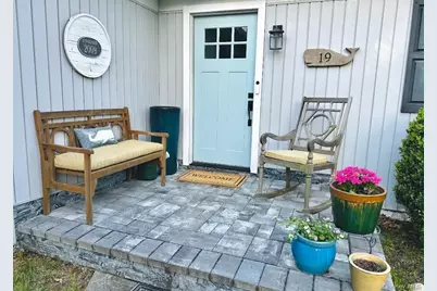 19 Walnut Drive, Shoreham, NY 11786 - Photo 5