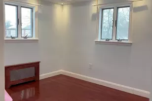 75-47 193rd St, Fresh Meadows, NY 11366 - Photo 9