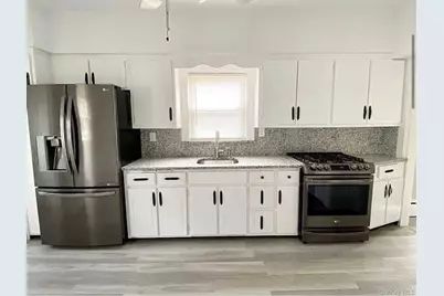 21 Duane Street, Farmingdale, NY 11735 - Photo 3