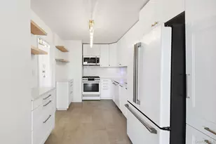 2500 Johnson Ave, Bronx, NY 10463 - Photo 3