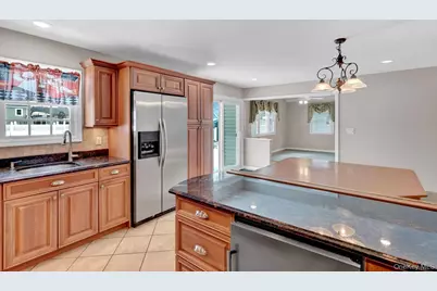 1315 Little Neck Avenue, North Bellmore, NY 11710 - Photo 19