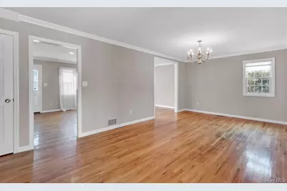 1315 Little Neck Avenue, North Bellmore, NY 11710 - Photo 15