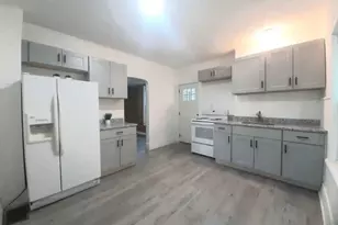 124 South Ave, Poughkeepsie, NY 12601 - Photo 3