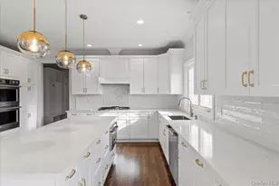 1781 Cornelius Ave, Wantagh, NY 11793 - Photo 15