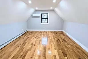 130-03 Springfield Blvd, Springfield Gardens, NY 11413 - Photo 9