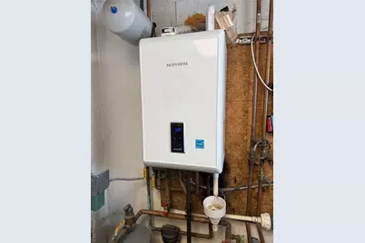 55 Lester Avenue, Freeport, NY 11520 - Photo 37